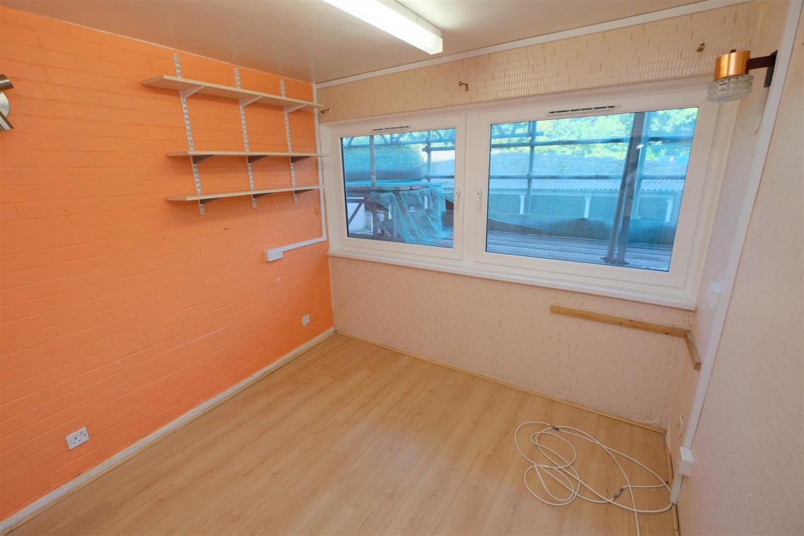 Images for BALCONY FLAT | UPDATING | CLEVEDON