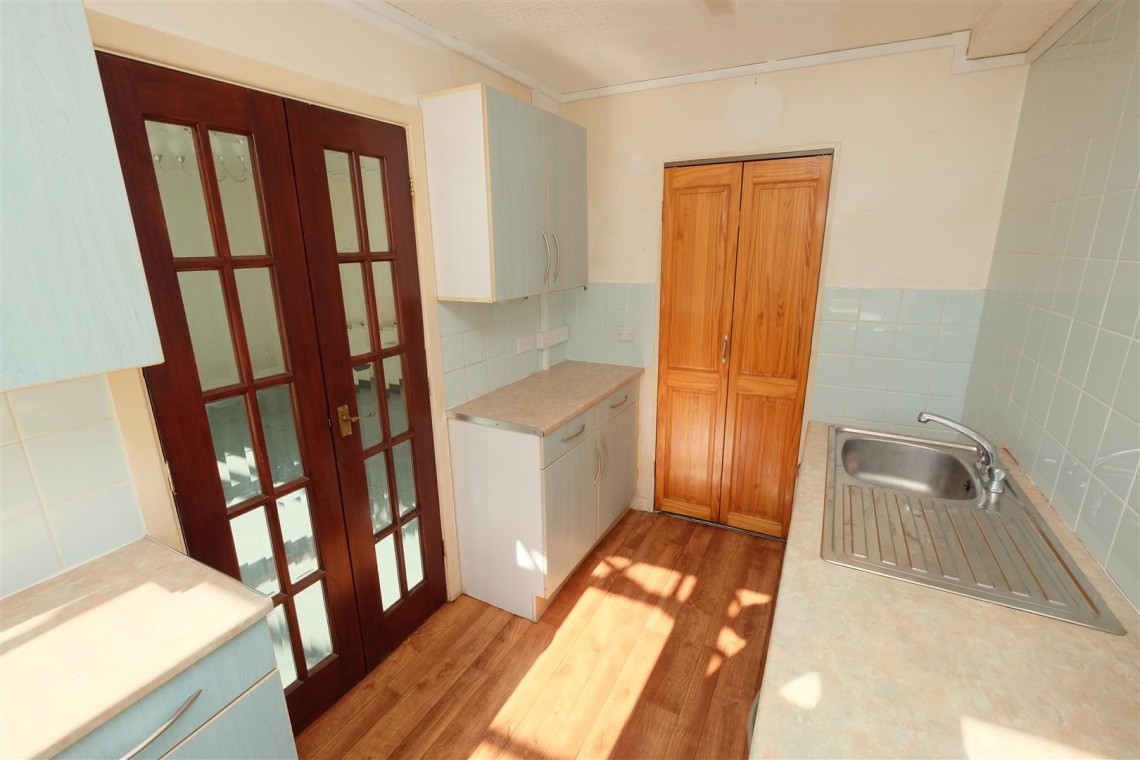 Images for BALCONY FLAT | UPDATING | CLEVEDON
