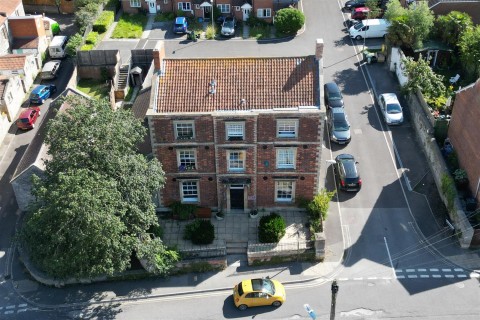 View Full Details for FLAT | UPDATING | GLASTONBURY