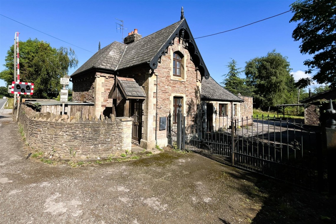 Images for DETACHED | UPDATING | ANNEX | IRON ACTON
