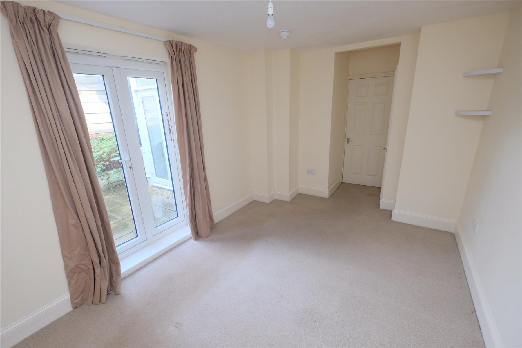 Images for FREEHOLD BLOCK OF 4 FLATS | REDLAND