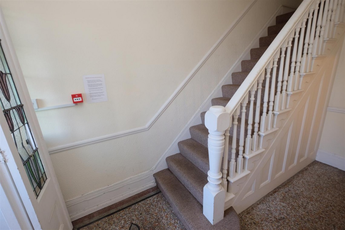 Images for FREEHOLD BLOCK OF 4 FLATS | REDLAND