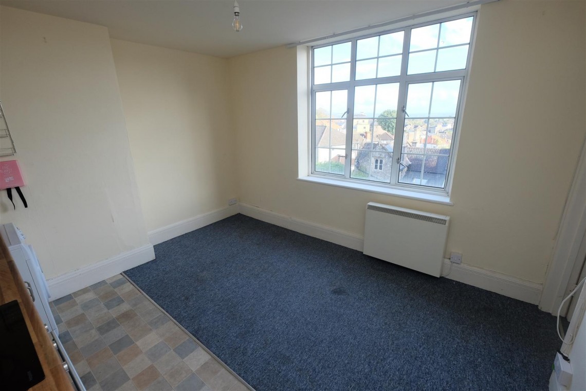 Images for FREEHOLD BLOCK OF 4 FLATS | REDLAND