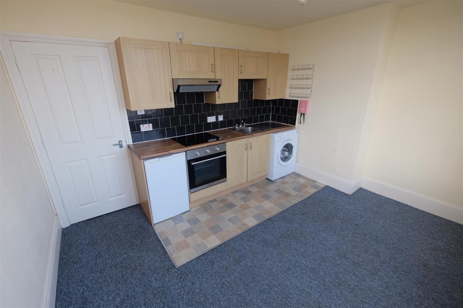 Images for FREEHOLD BLOCK OF 4 FLATS | REDLAND