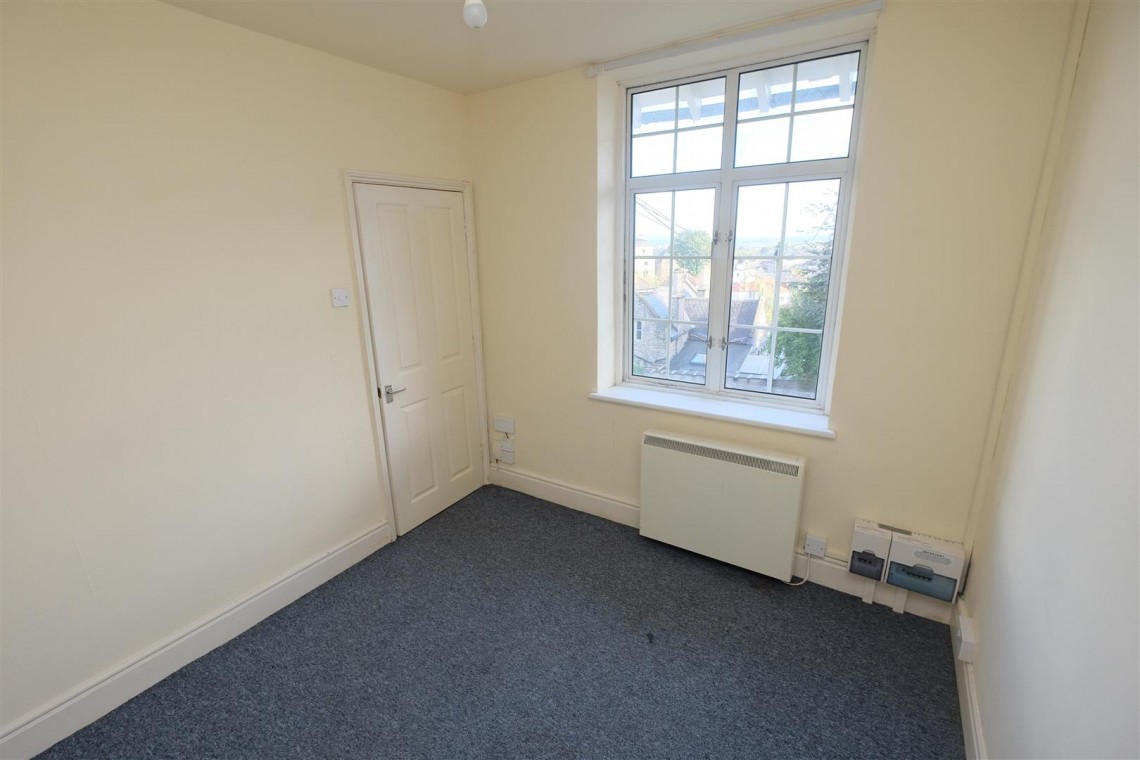 Images for FREEHOLD BLOCK OF 4 FLATS | REDLAND
