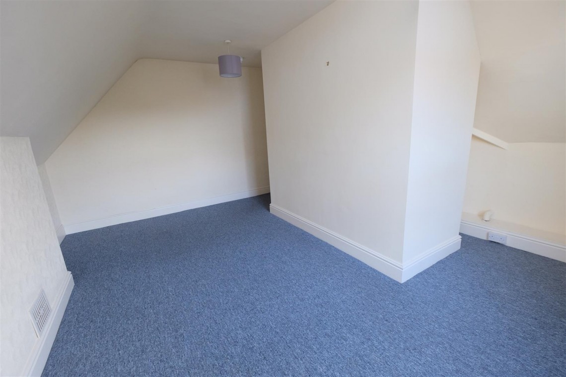 Images for FREEHOLD BLOCK OF 4 FLATS | REDLAND