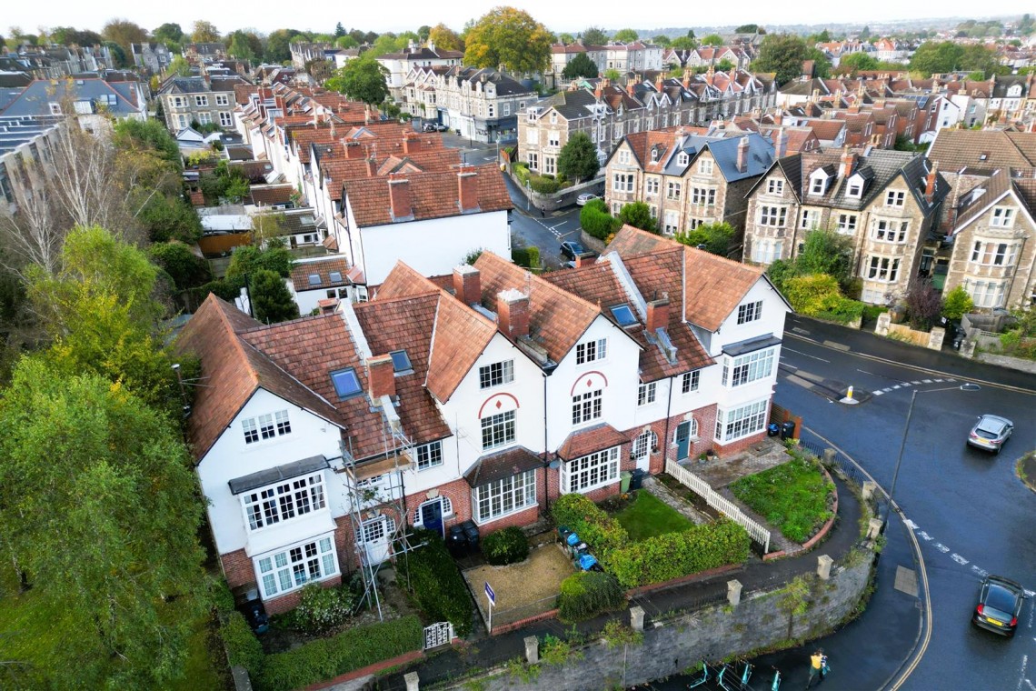 Images for FREEHOLD BLOCK OF 4 FLATS | REDLAND