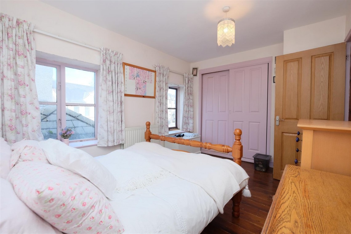 Images for COTTAGE | BASIC UPDATING | BLAKENEY