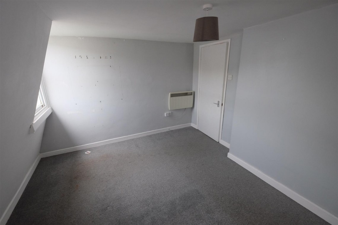 Images for FLAT | UPDATING | BA1