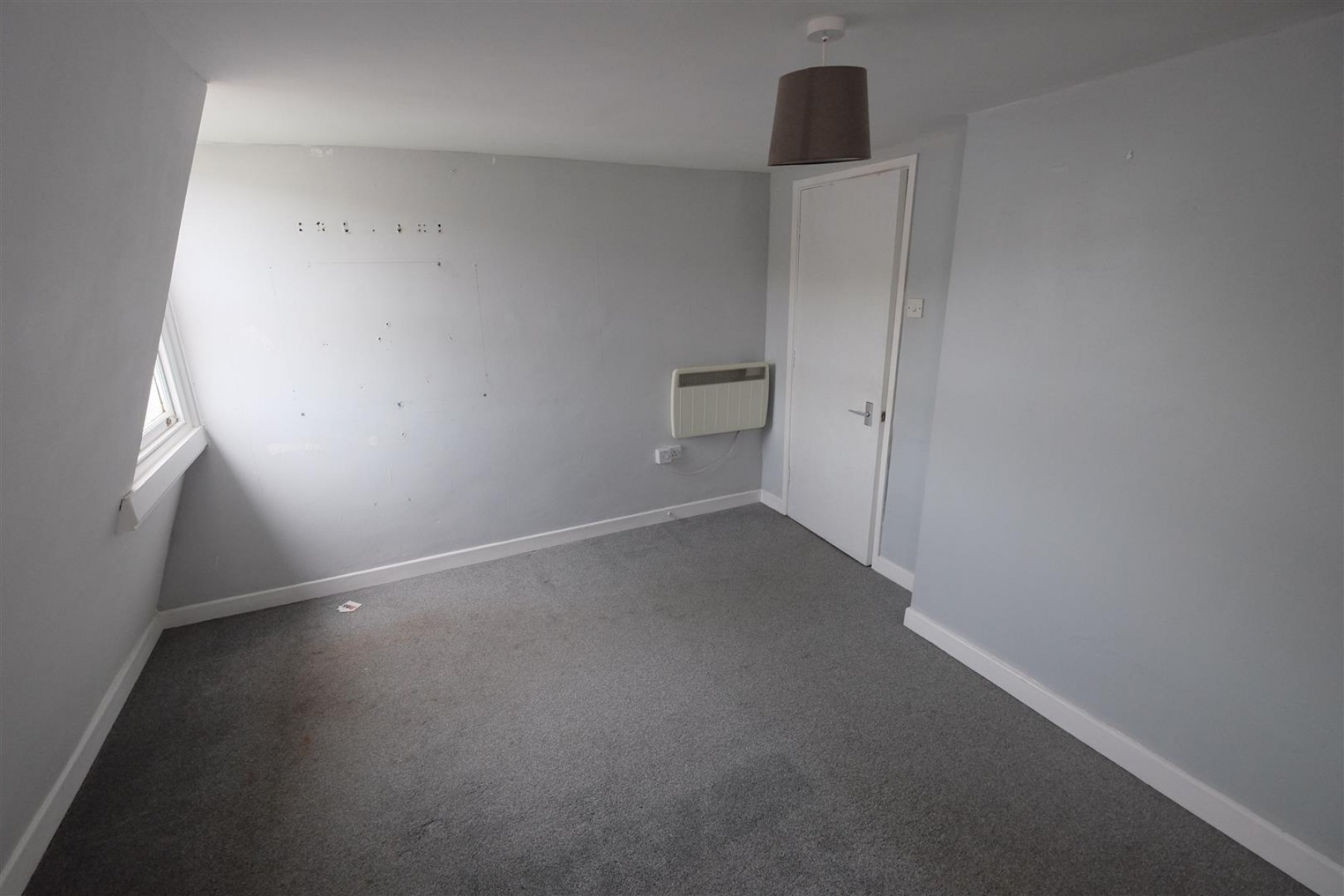 Images for FLAT | UPDATING | BA1