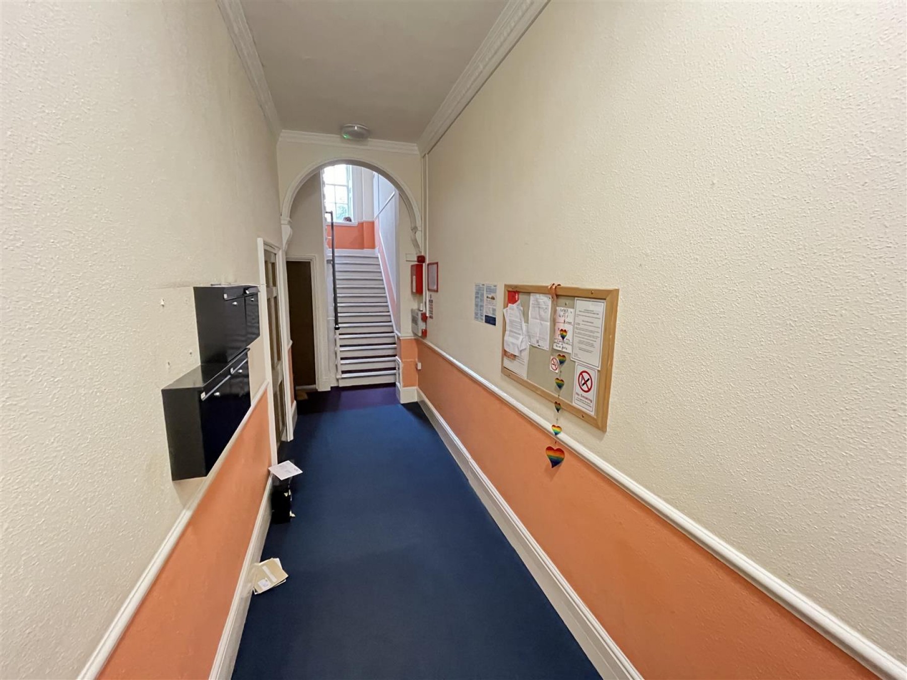 Images for FLAT | UPDATING | BA1