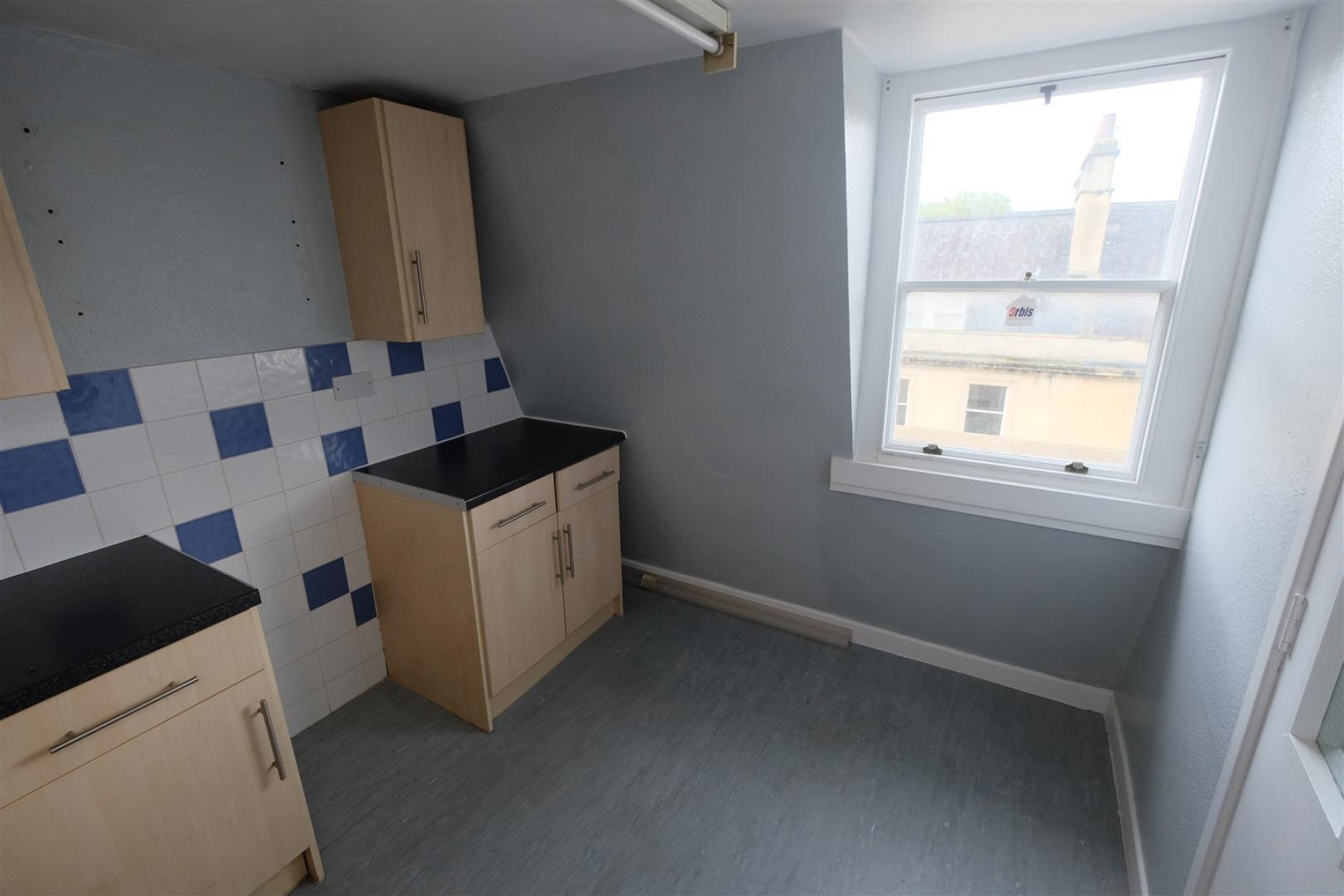 Images for FLAT | UPDATING | BA1