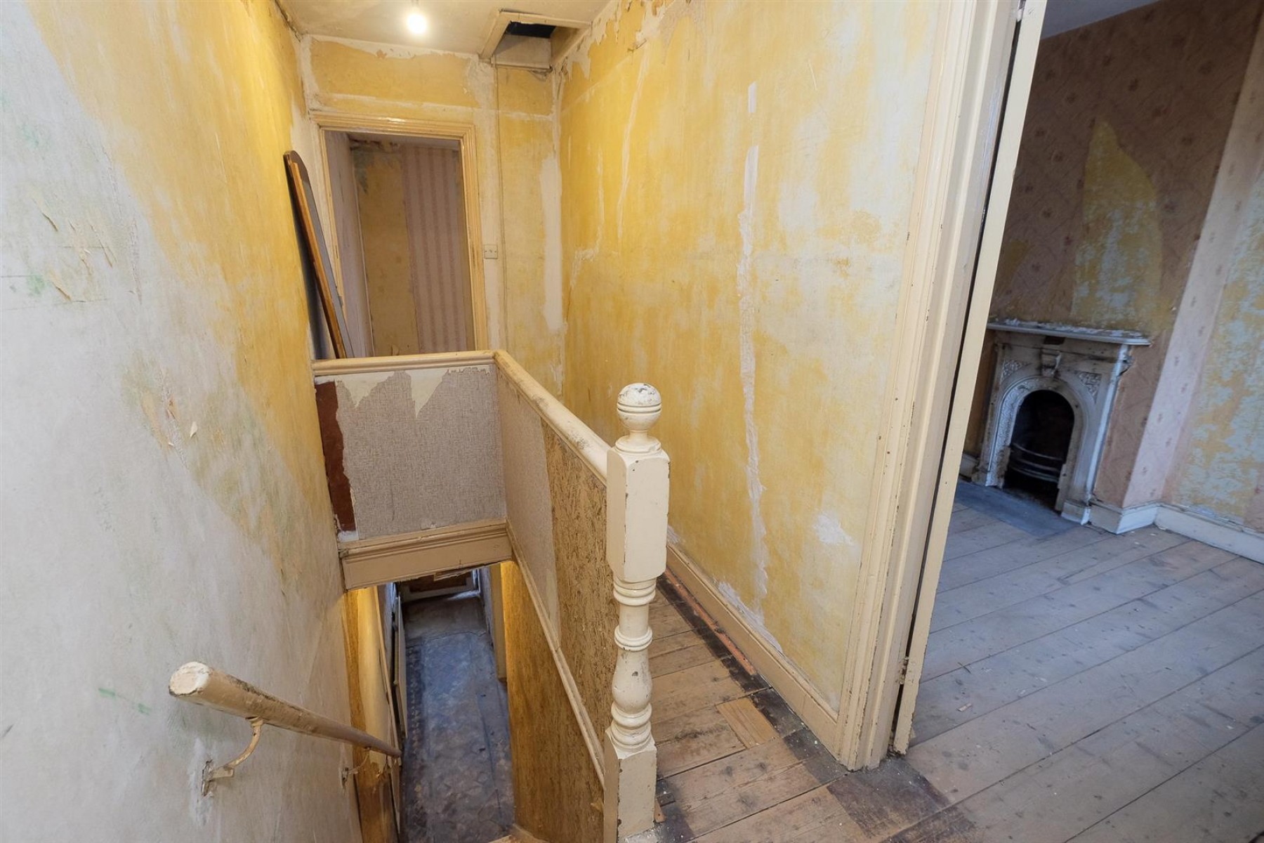 2 Swan Road, Kingsholm, GL1 3BJ