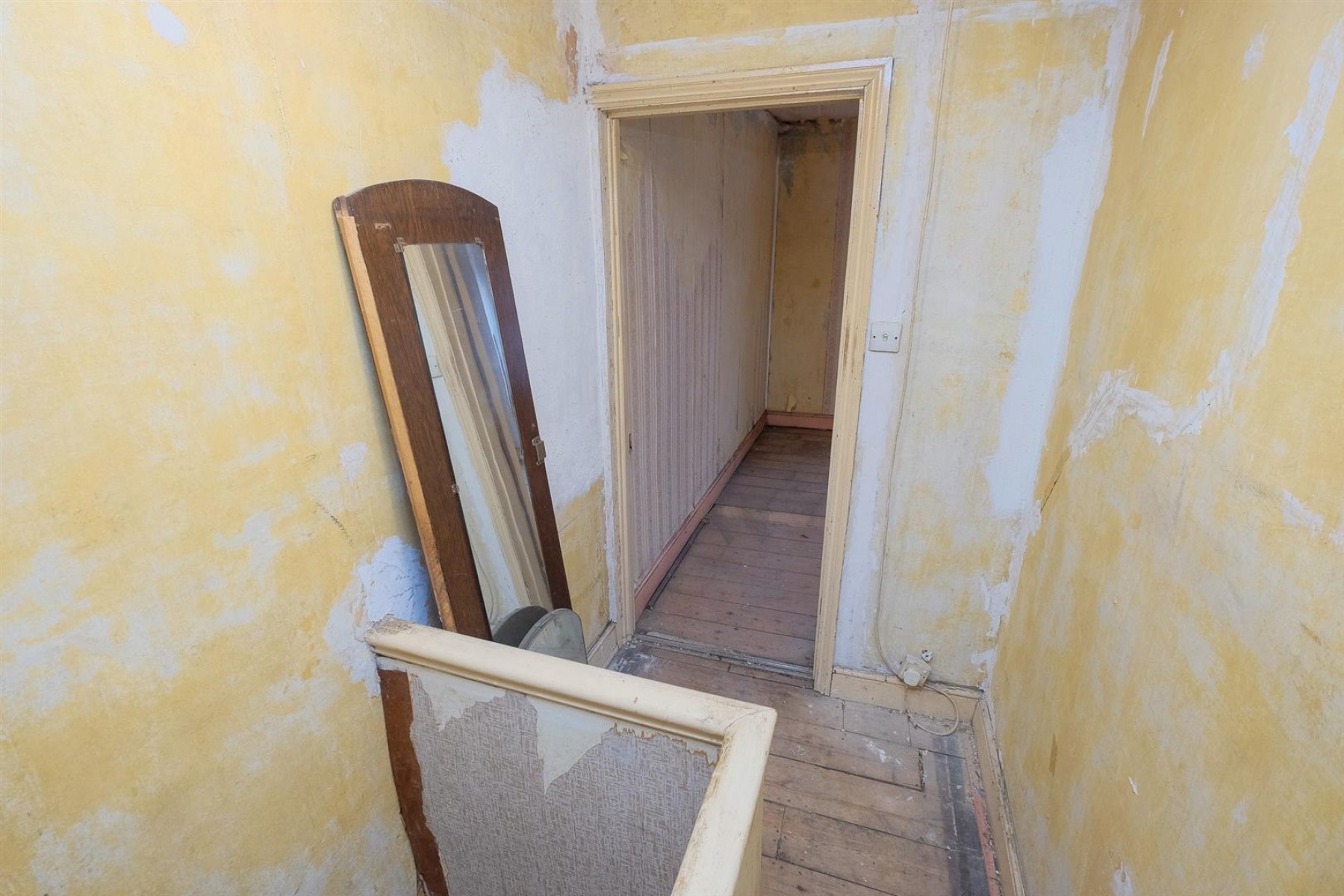 2 Swan Road, Kingsholm, GL1 3BJ