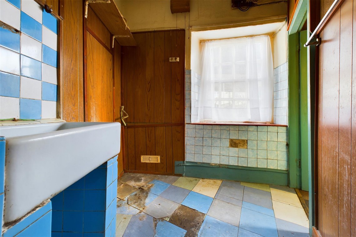Images for MODERNISATION | LARGE GARDEN | CLEVEDON