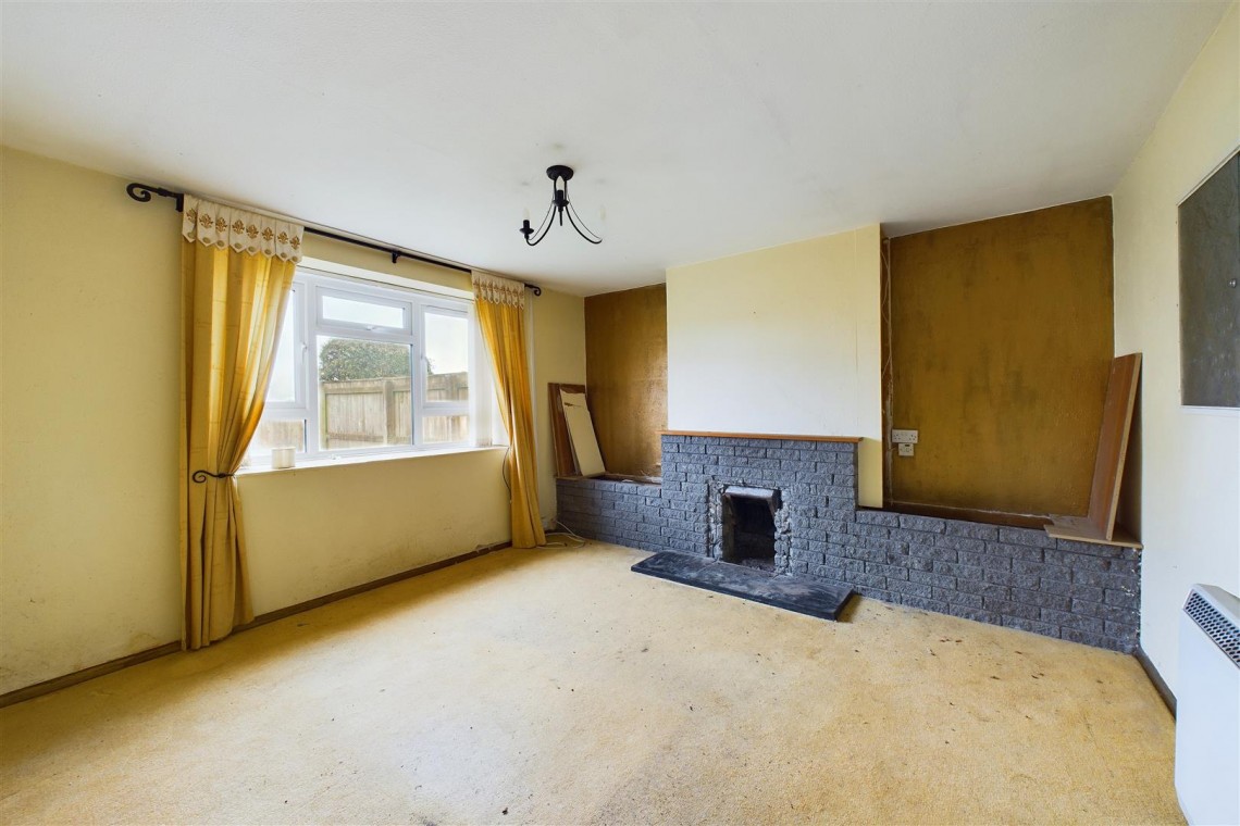 Images for HOUSE | BASIC UPDATING | WRAXALL