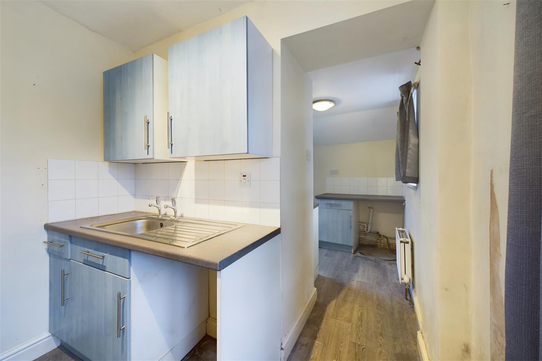 Images for HOUSE | BASIC UPDATING | CLEVEDON