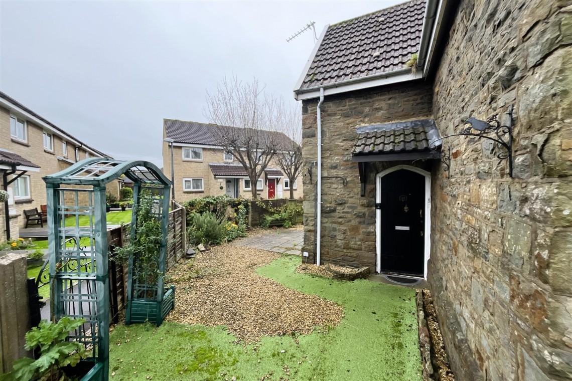 Images for HOUSE | BASIC UPDATING | CLEVEDON