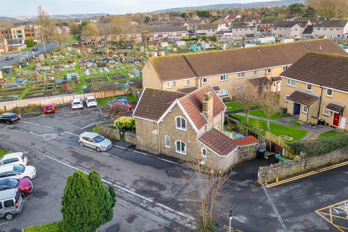 Images for HOUSE | BASIC UPDATING | CLEVEDON