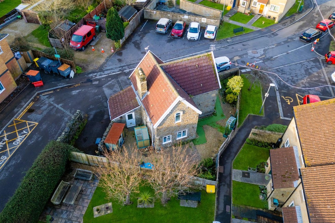 Images for HOUSE | BASIC UPDATING | CLEVEDON