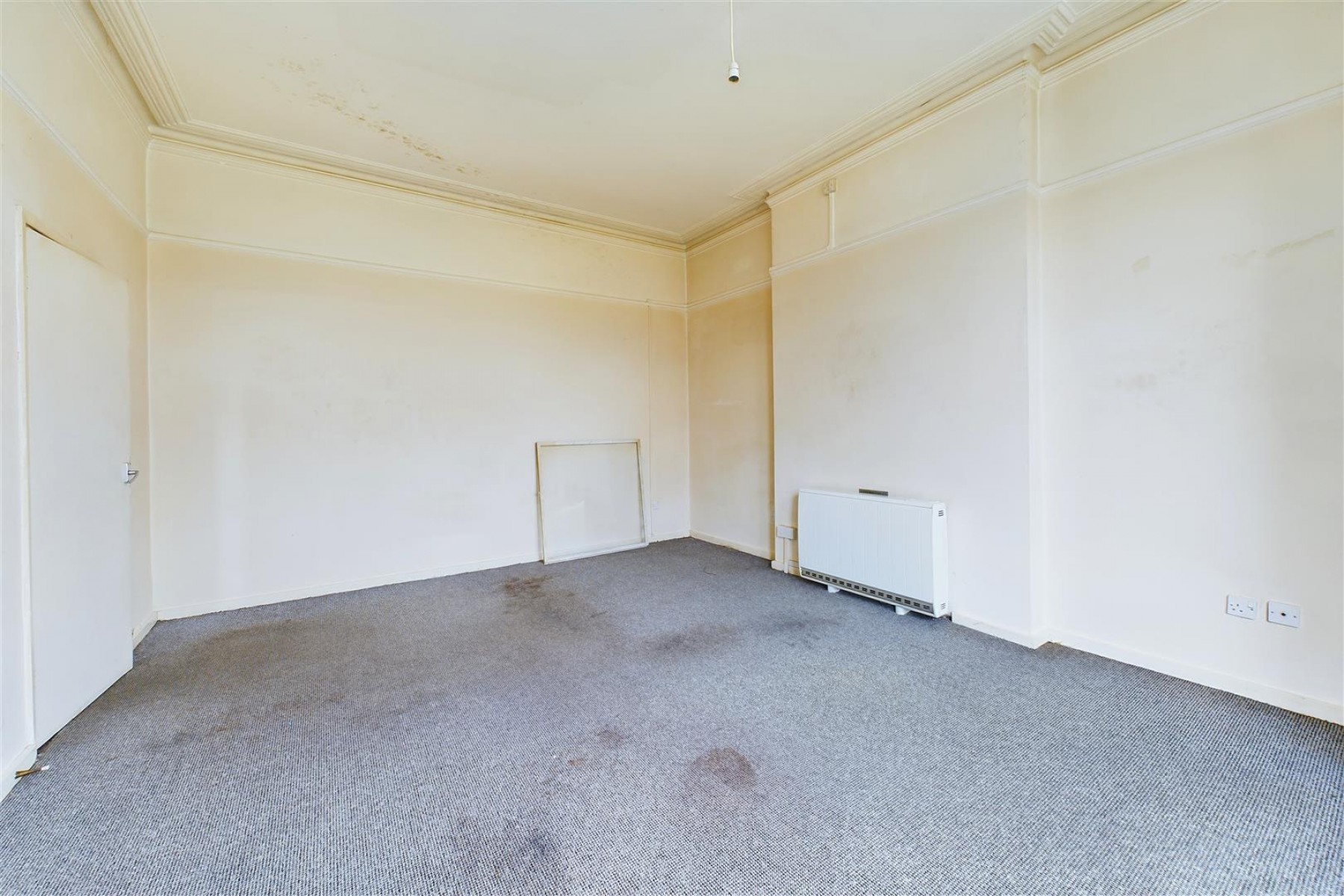 Images for FLAT | UPDATING | BATH