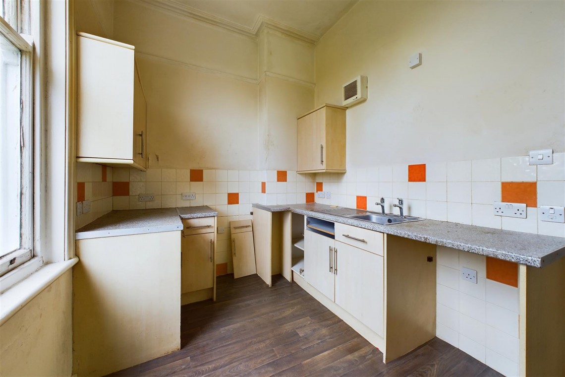 Images for FLAT | UPDATING | BATH