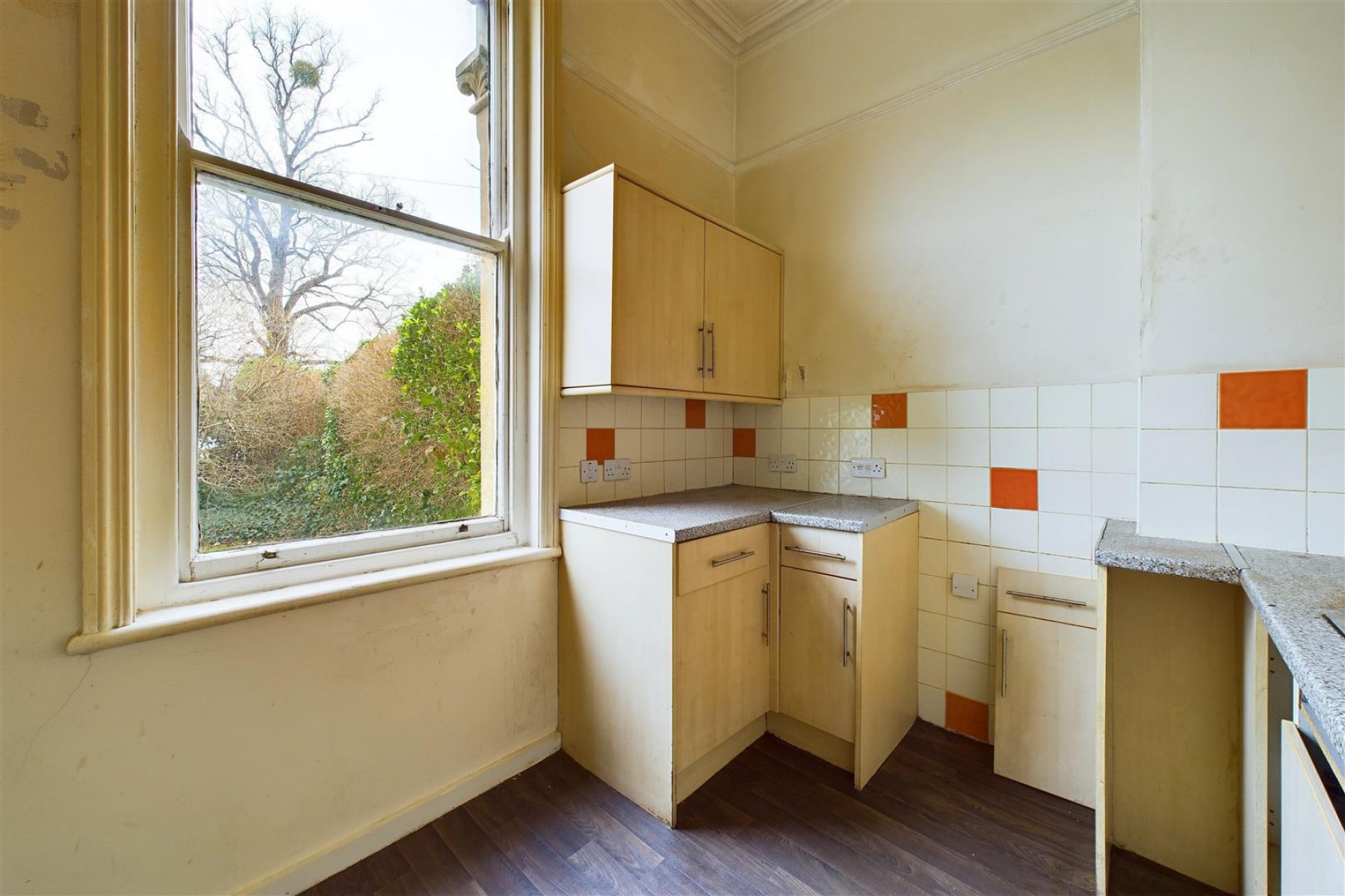 Images for FLAT | UPDATING | BATH