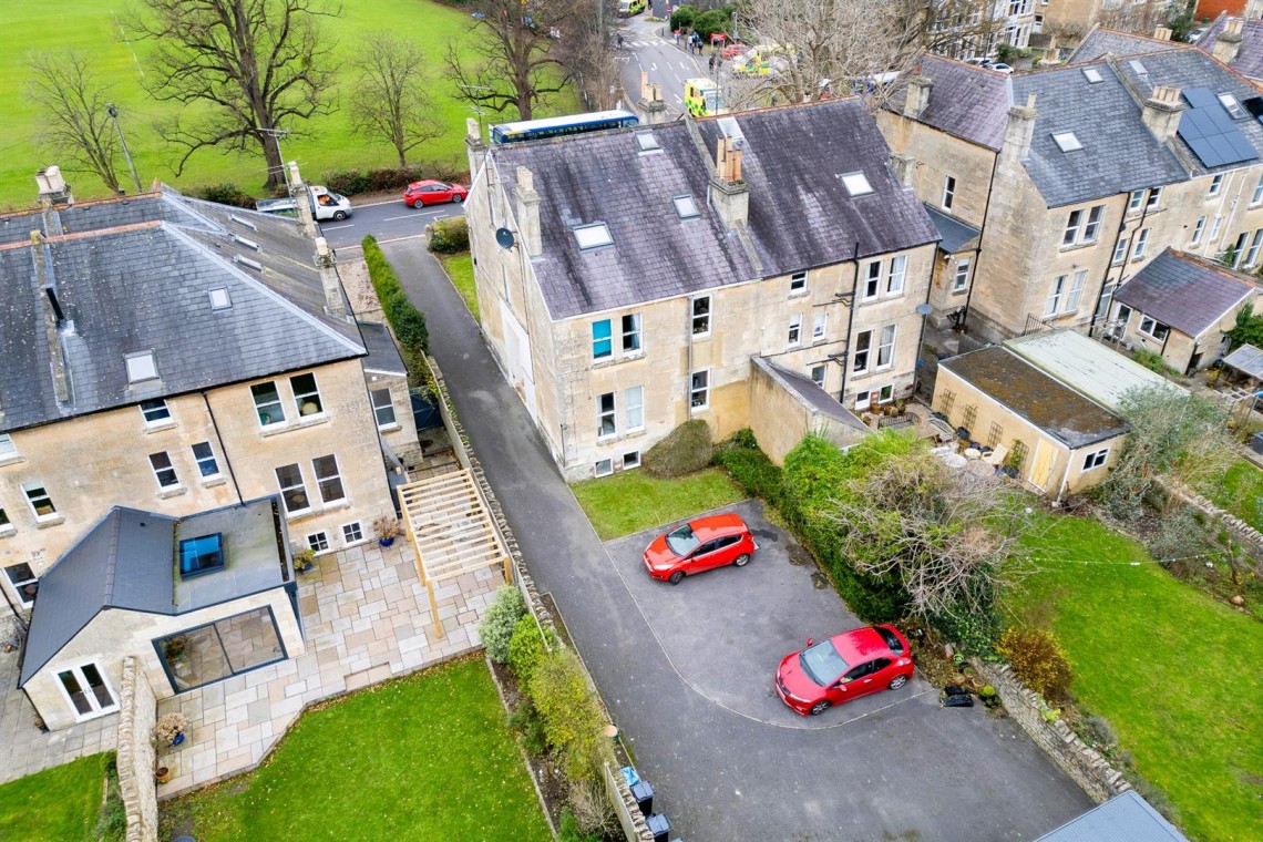 Images for FLAT | UPDATING | BATH
