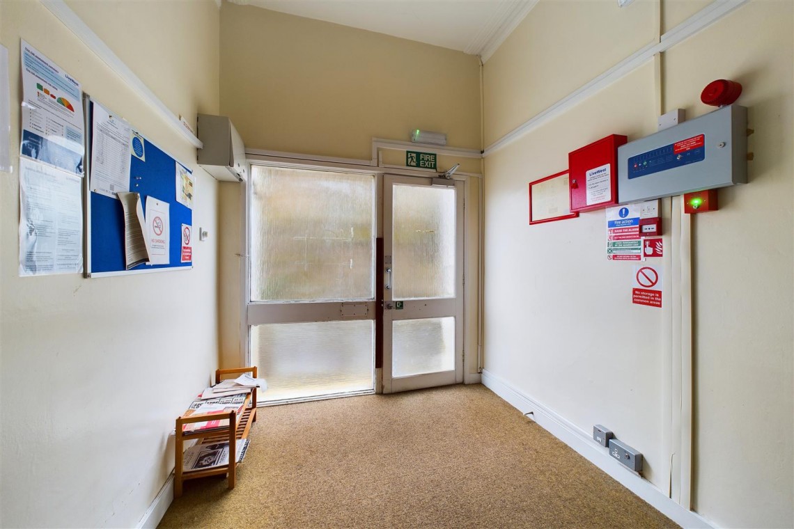Images for FLAT | UPDATING | BATH