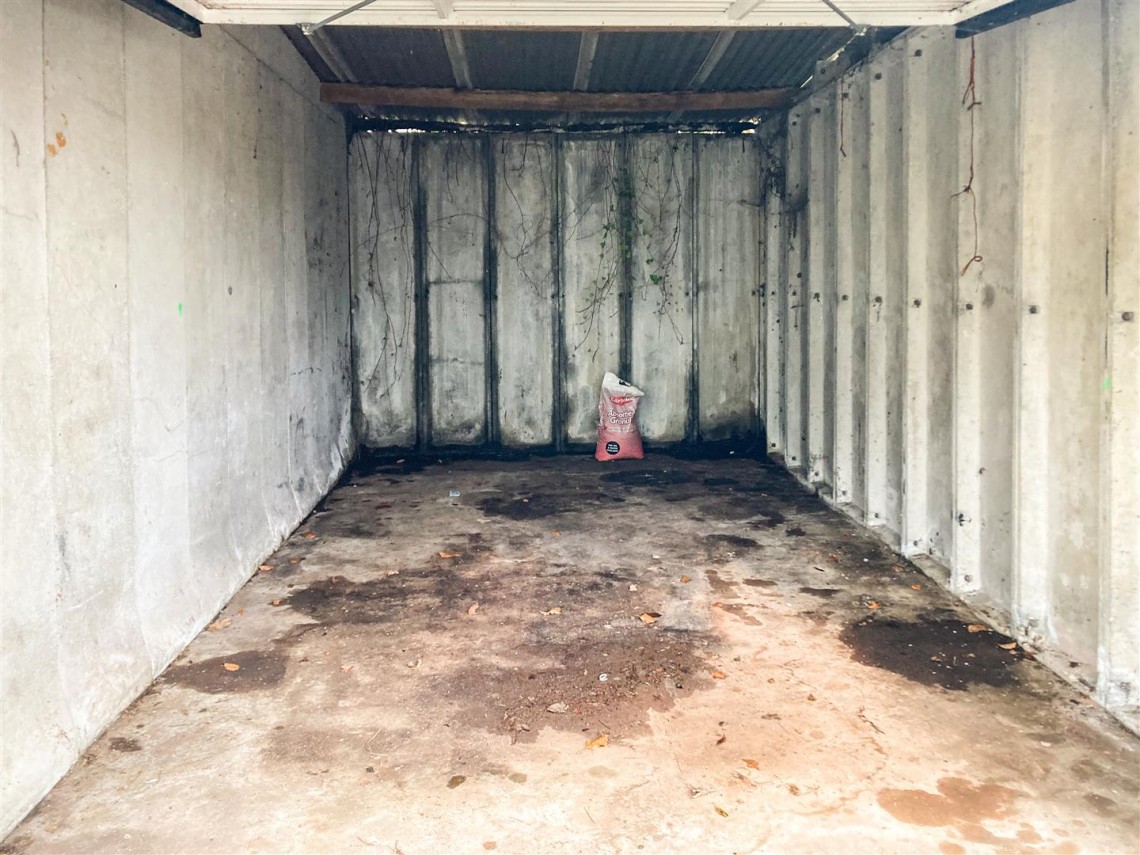 Images for 3 X SINGLE GARAGES | KINGSBRIDGE