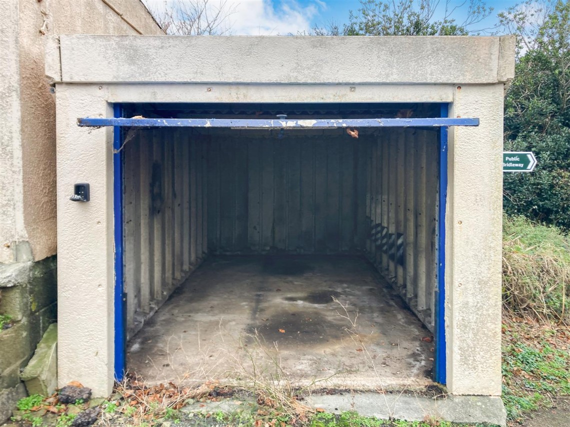 Images for 3 X SINGLE GARAGES | KINGSBRIDGE