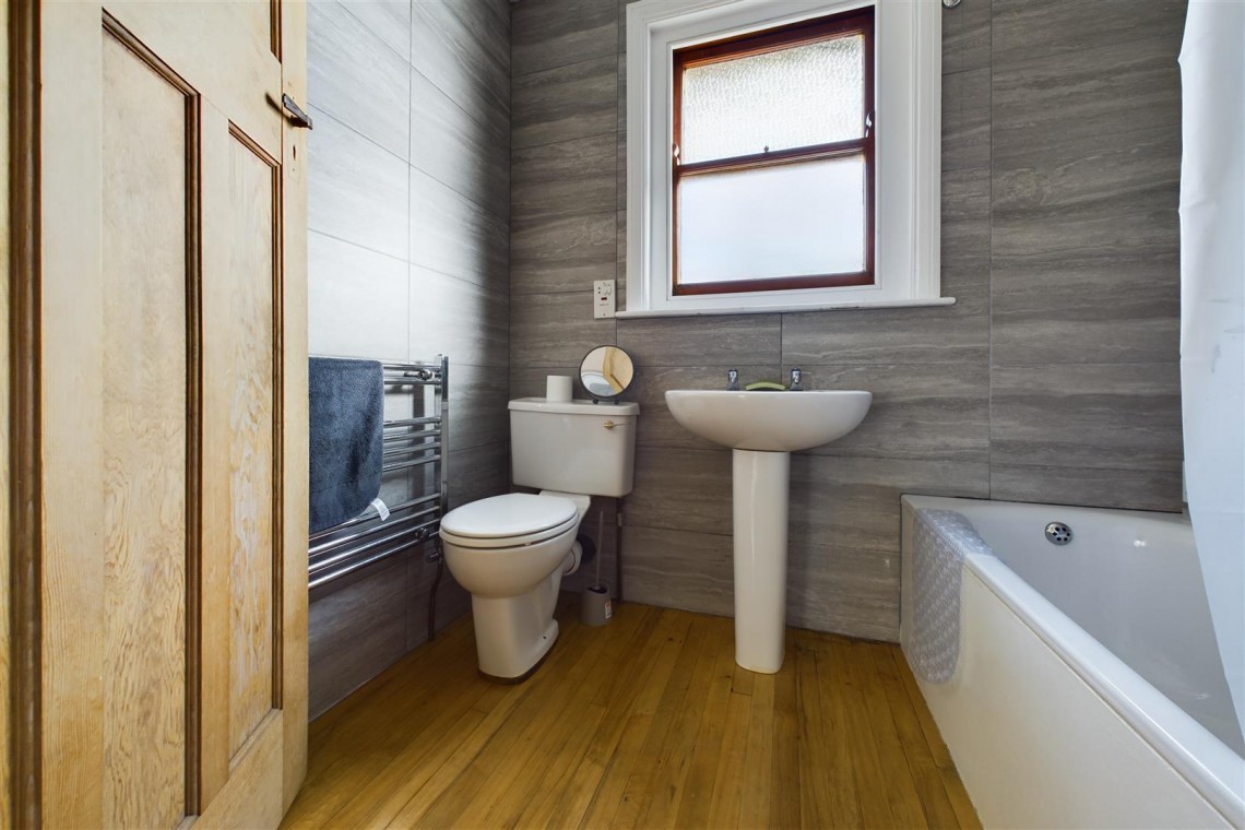 Images for SEMI | BASIC UPDATING | KNOWLE