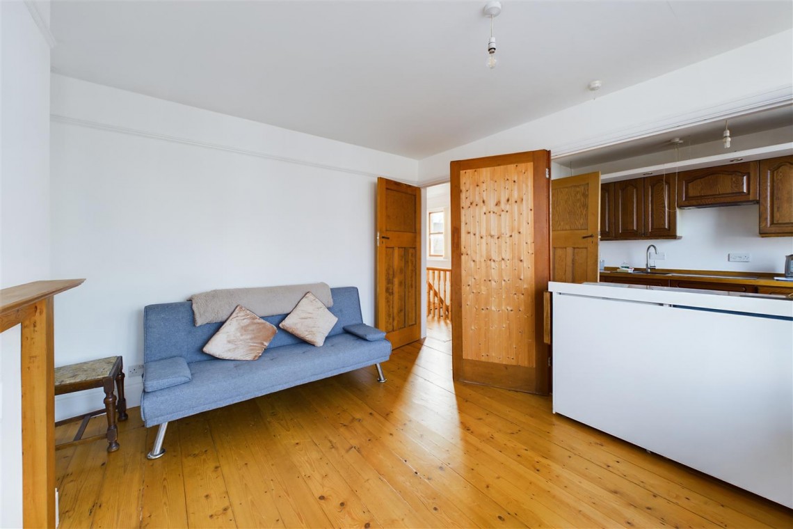 Images for SEMI | BASIC UPDATING | KNOWLE