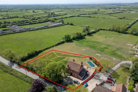 View Full Details for DETACHED | UPDATING | BADGWORTH