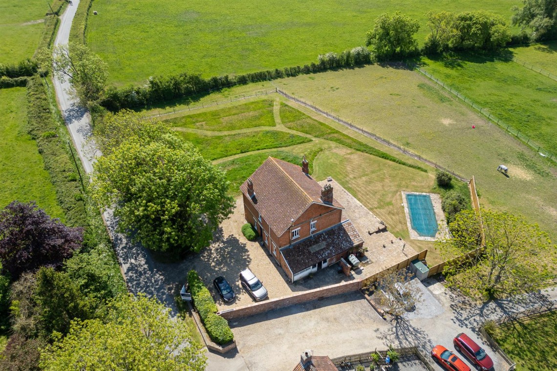 Images for DETACHED | UPDATING | BADGWORTH