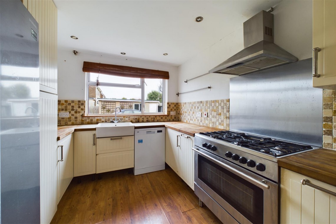 Images for DETACHED | UPDATING | NAILSEA