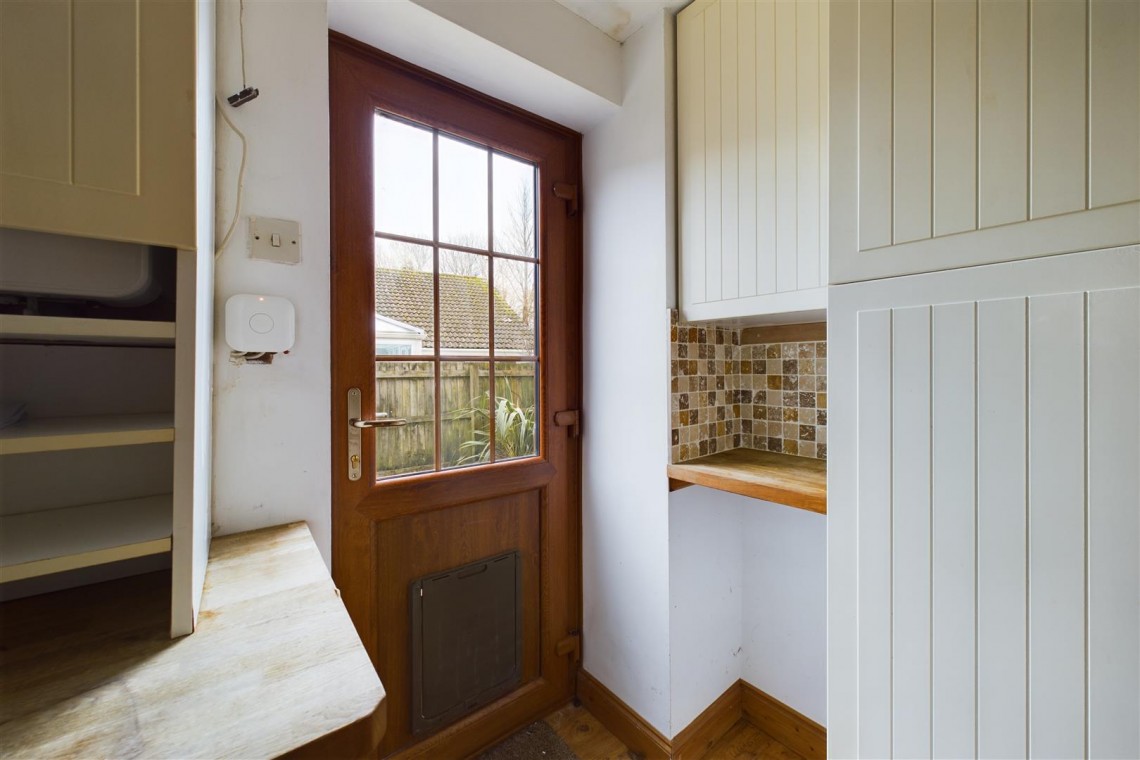 Images for DETACHED | UPDATING | NAILSEA