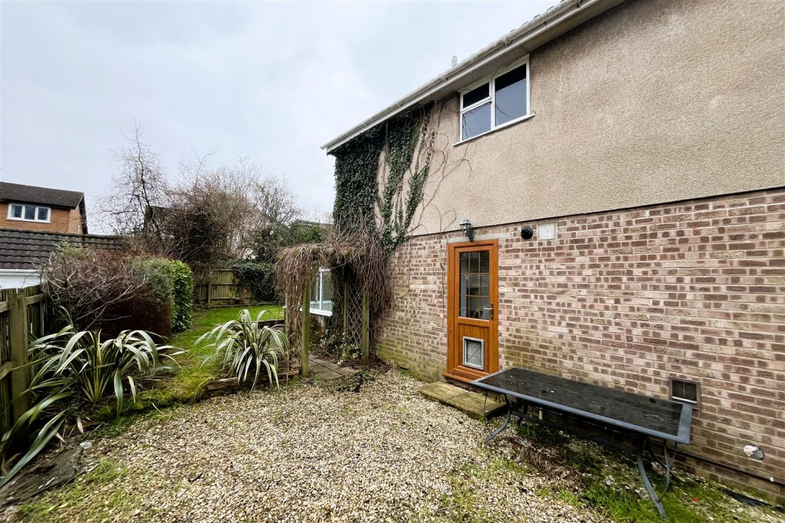 Images for DETACHED | UPDATING | NAILSEA