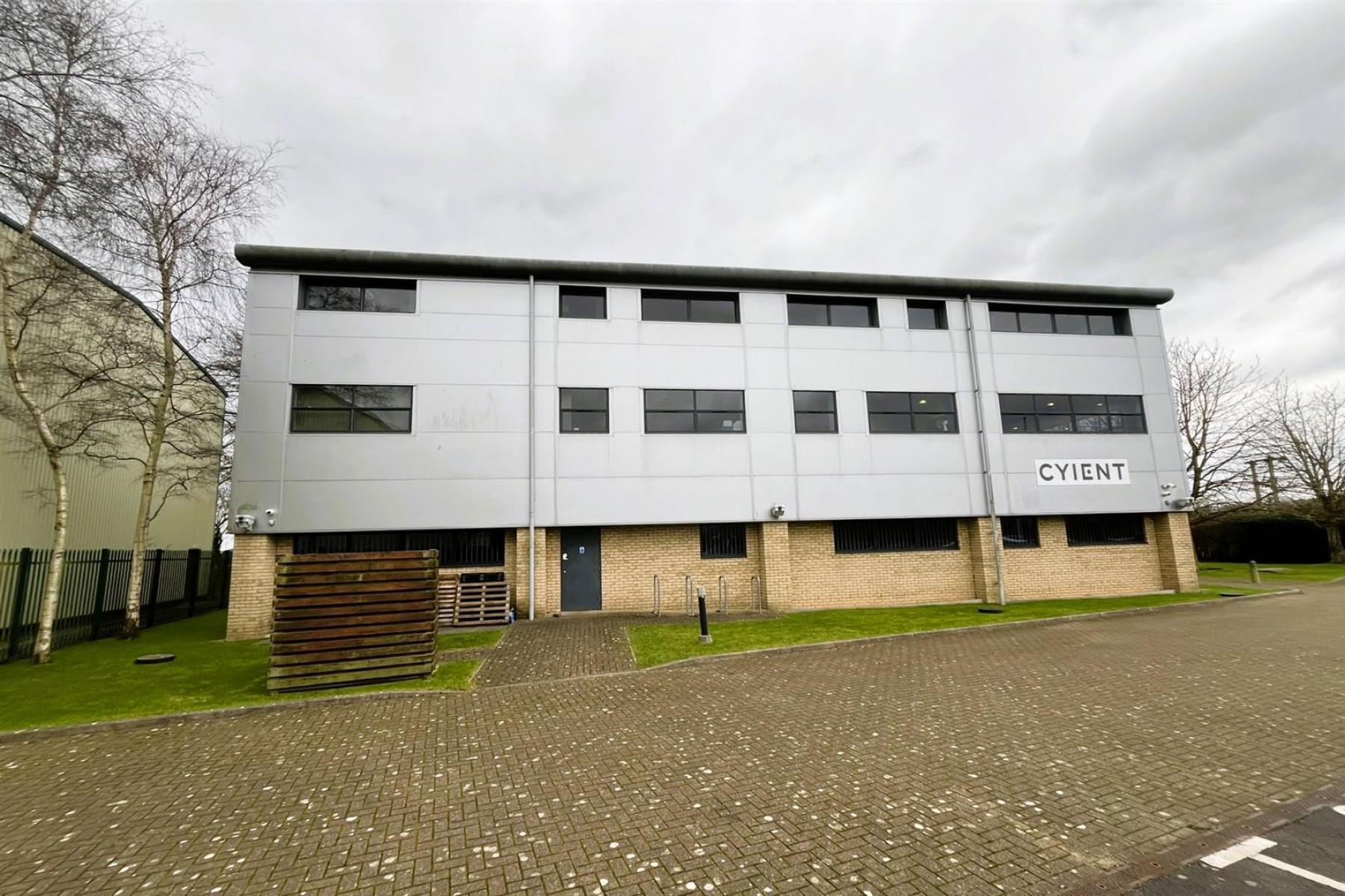 Images for COMMERCIAL INVESTMENT | £116K PA