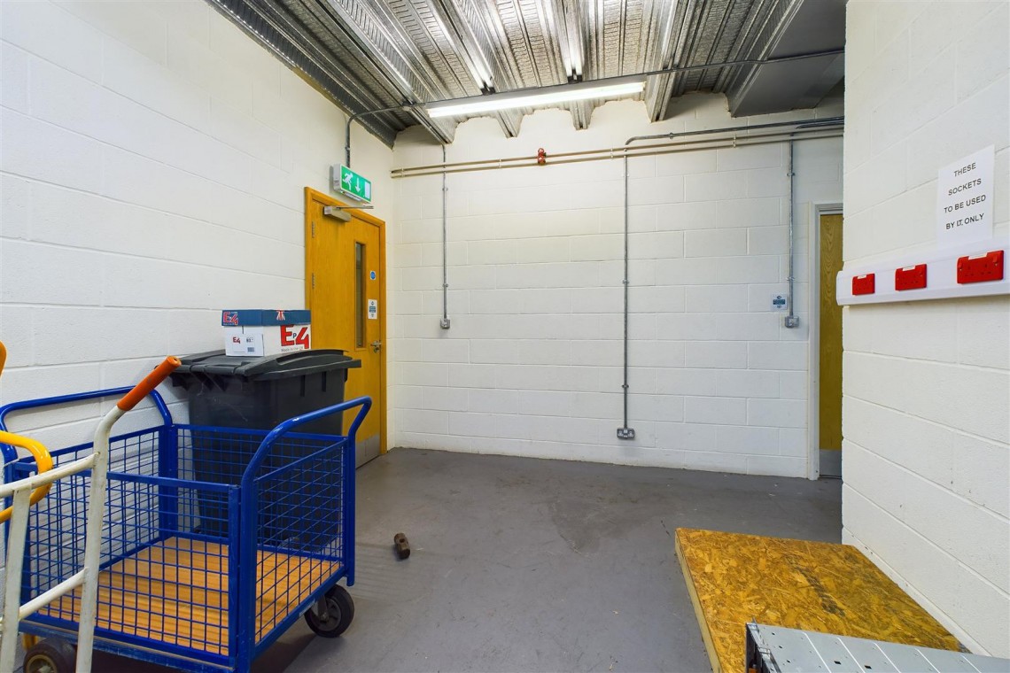Images for COMMERCIAL INVESTMENT | £116K PA