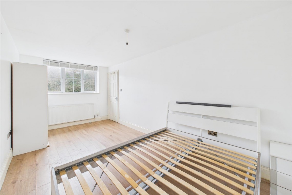 Images for DETACHED | FAMILY HOME | FISHPONDS