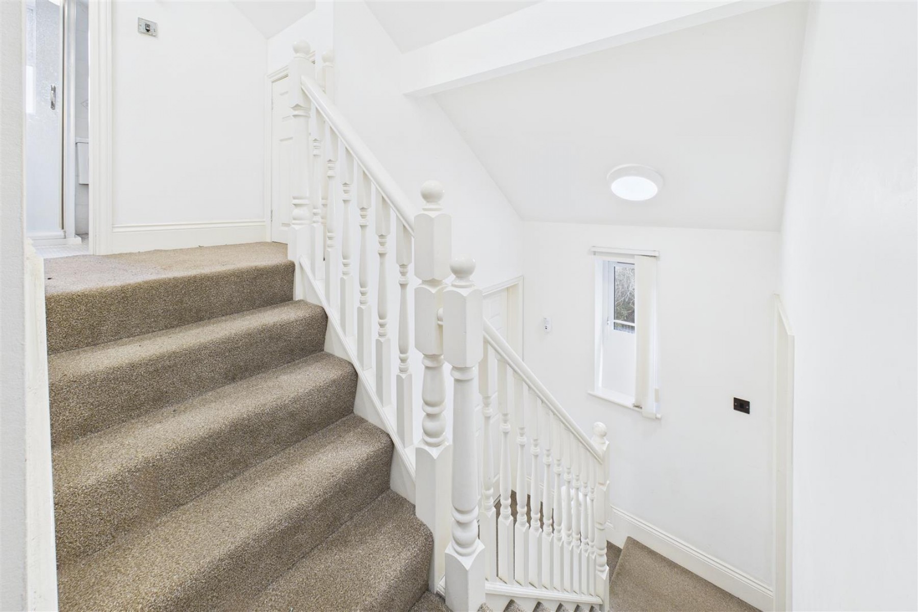Images for DETACHED | FAMILY HOME | FISHPONDS