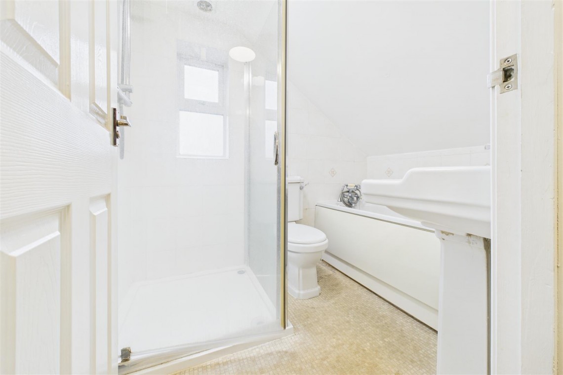 Images for DETACHED | FAMILY HOME | FISHPONDS