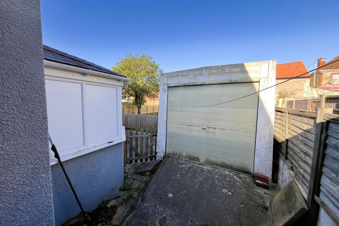 Images for CASH BUYERS ONLY | SHIREHAMPTON