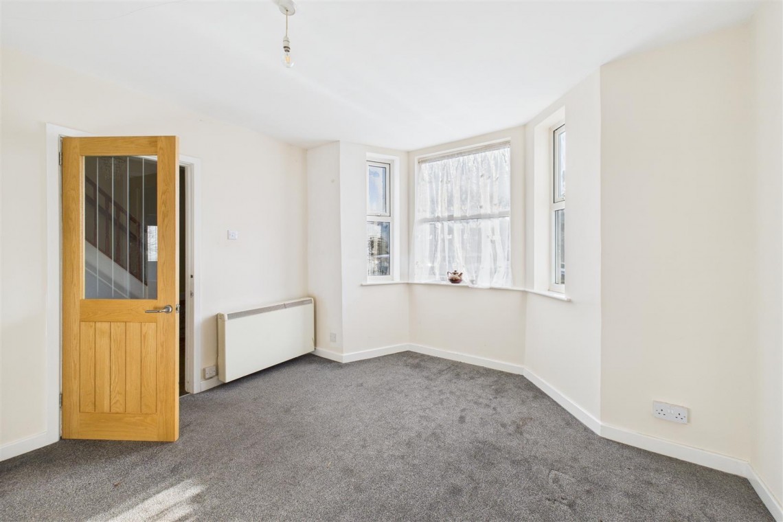 Images for CASH BUYERS ONLY | SHIREHAMPTON