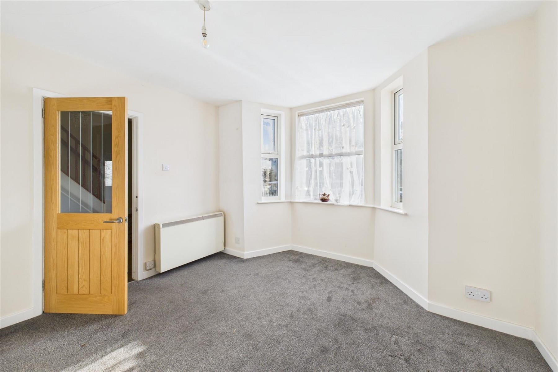 Images for CASH BUYERS ONLY | SHIREHAMPTON