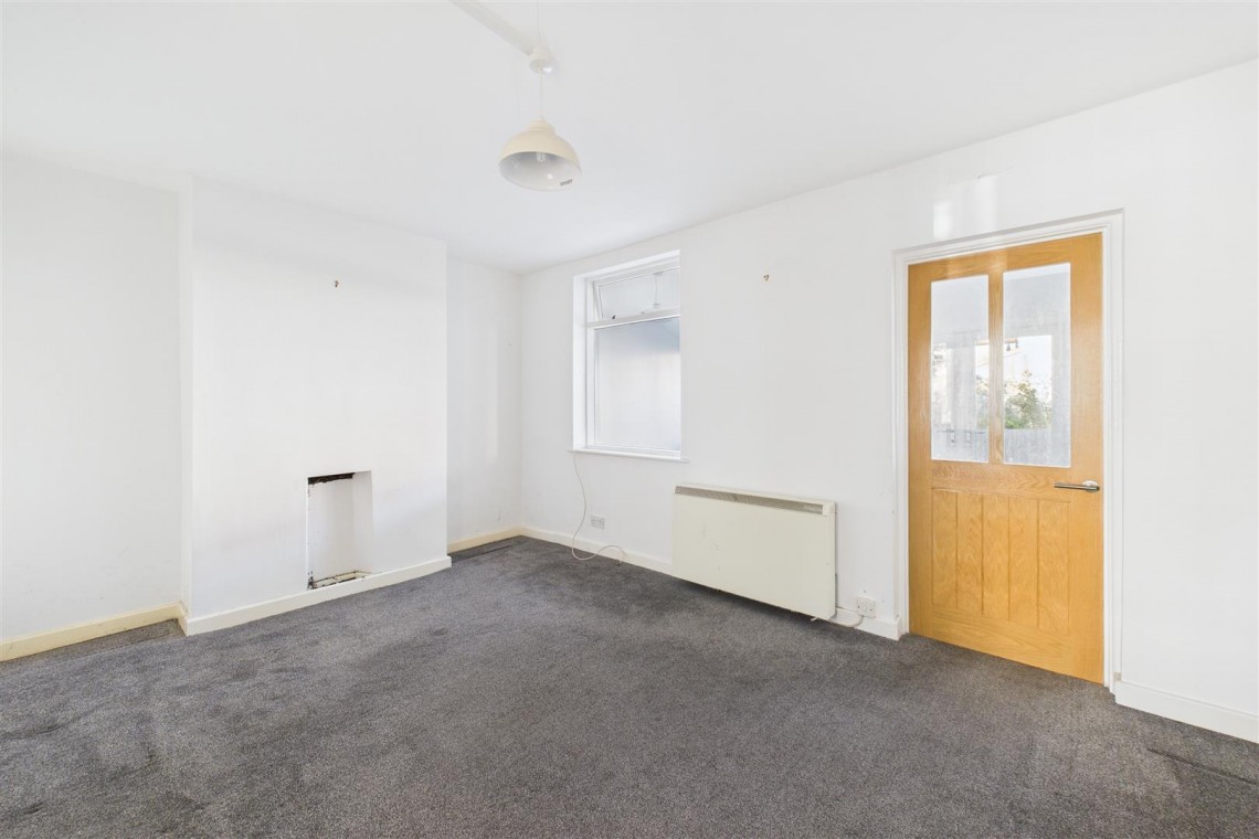 Images for CASH BUYERS ONLY | SHIREHAMPTON