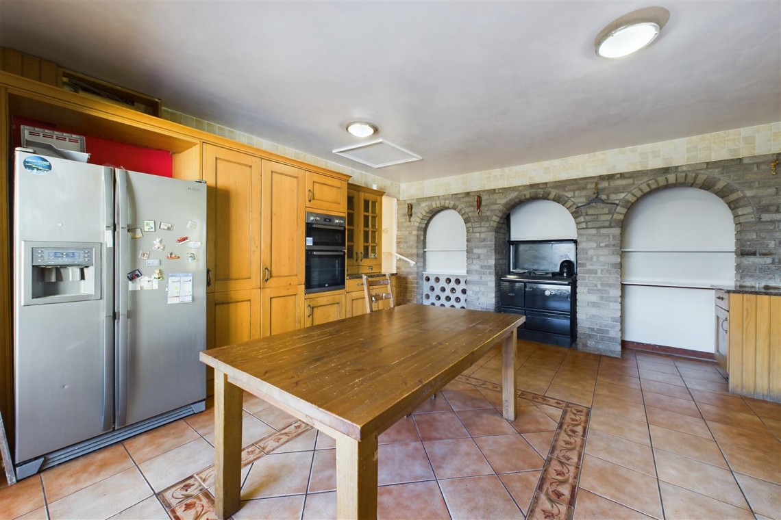 Images for DETACHED | UPDATING | STROAT