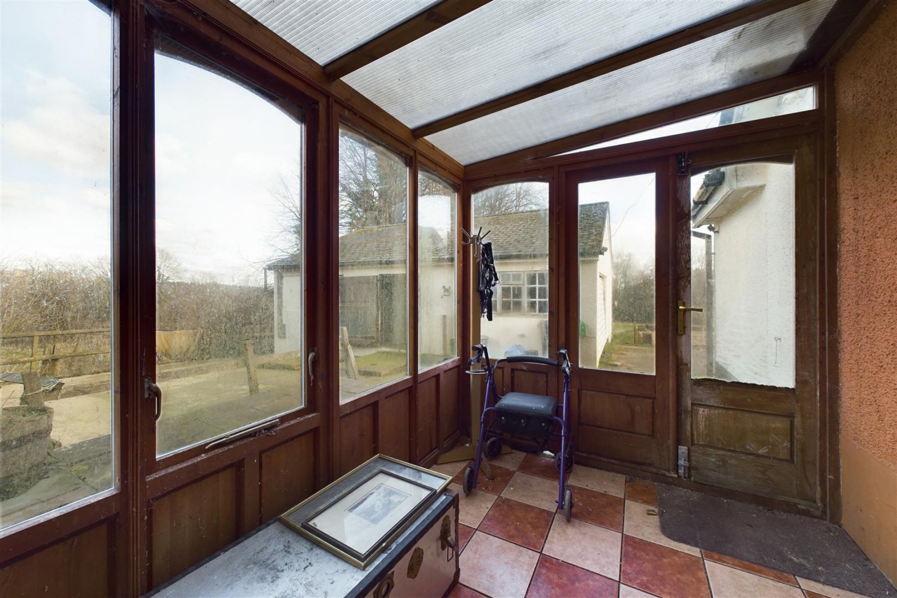 Images for DETACHED | UPDATING | STROAT