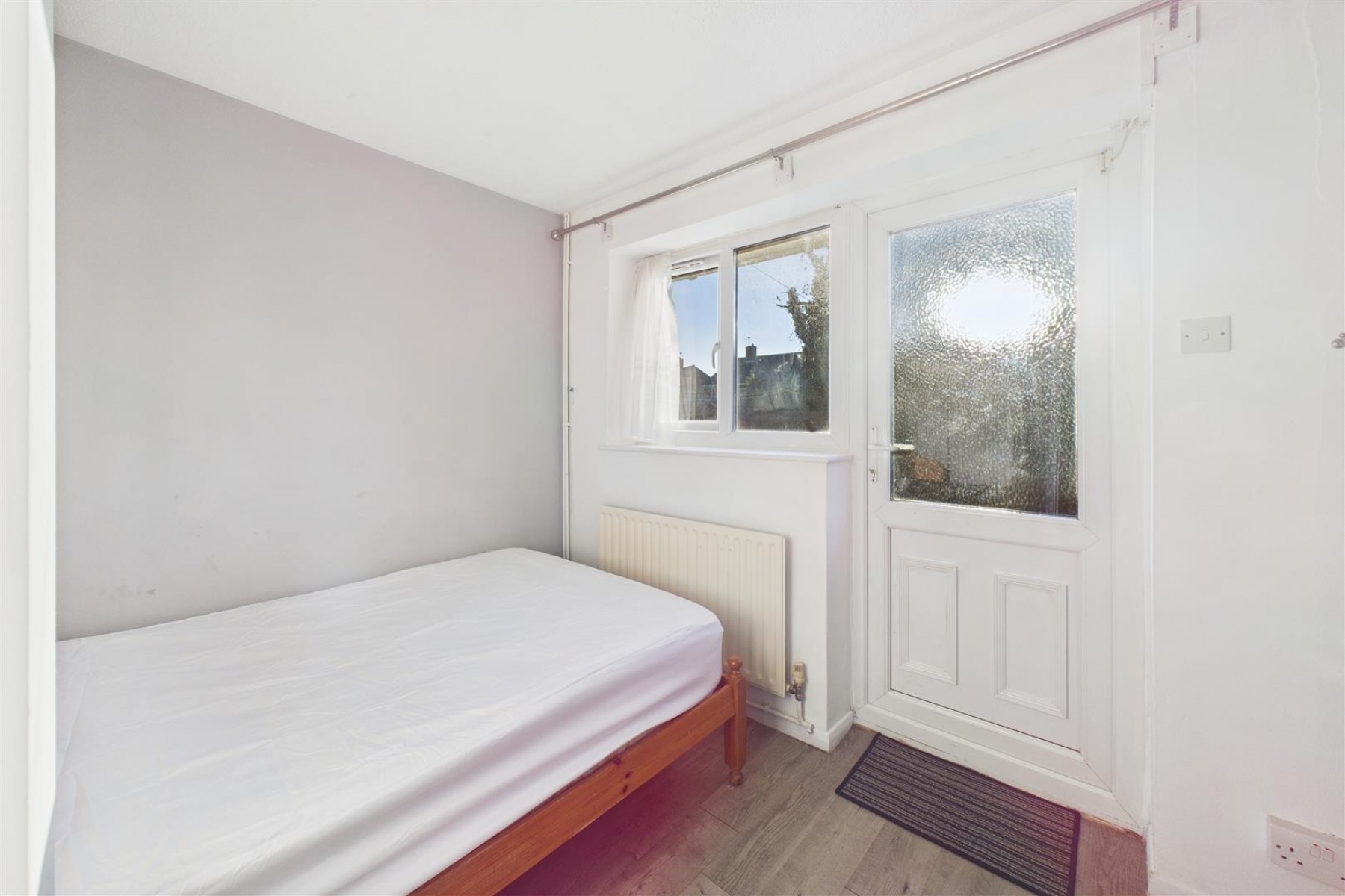 Images for BUNGALOW | BASIC UPDATING | DOWNEND